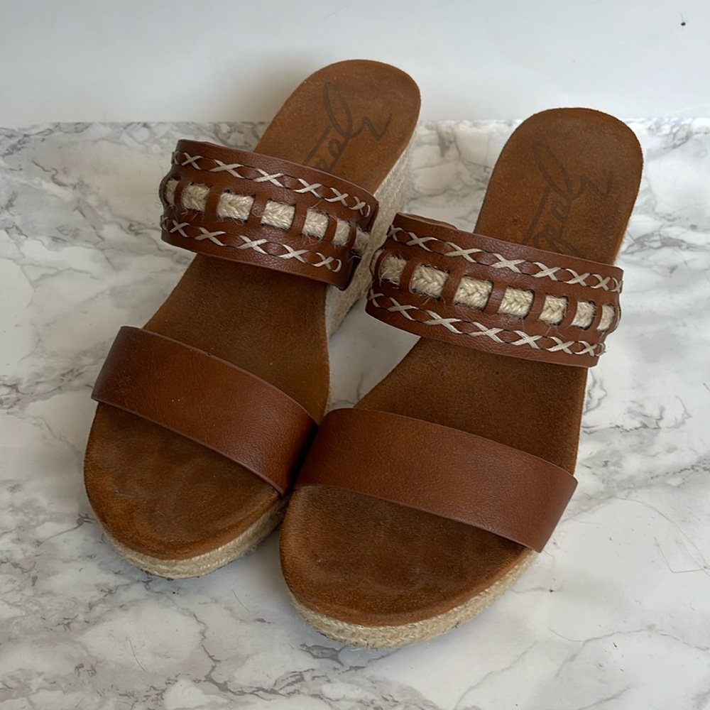 Zodiac espadrille wedge